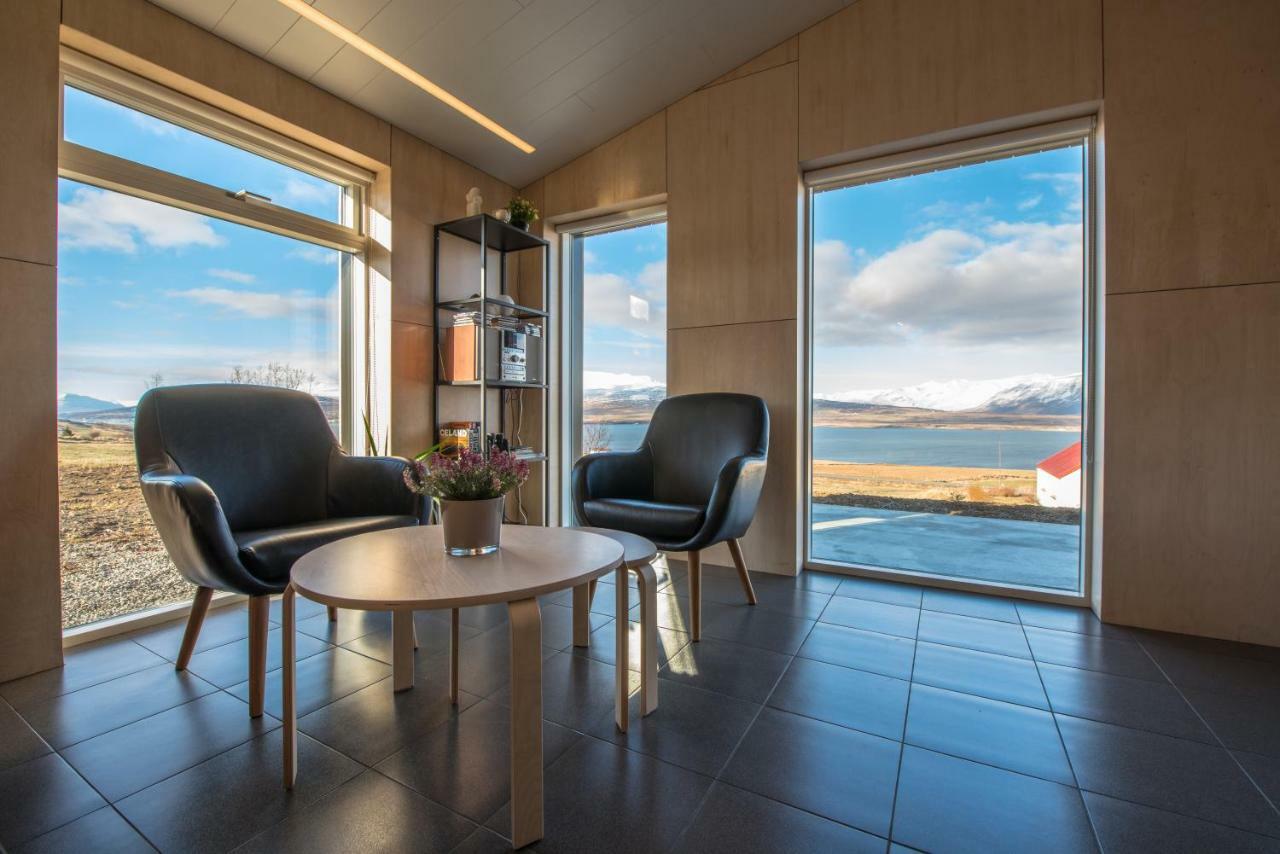 Apartment In The Country, Great View Apt. A 阿克雷里 外观 照片