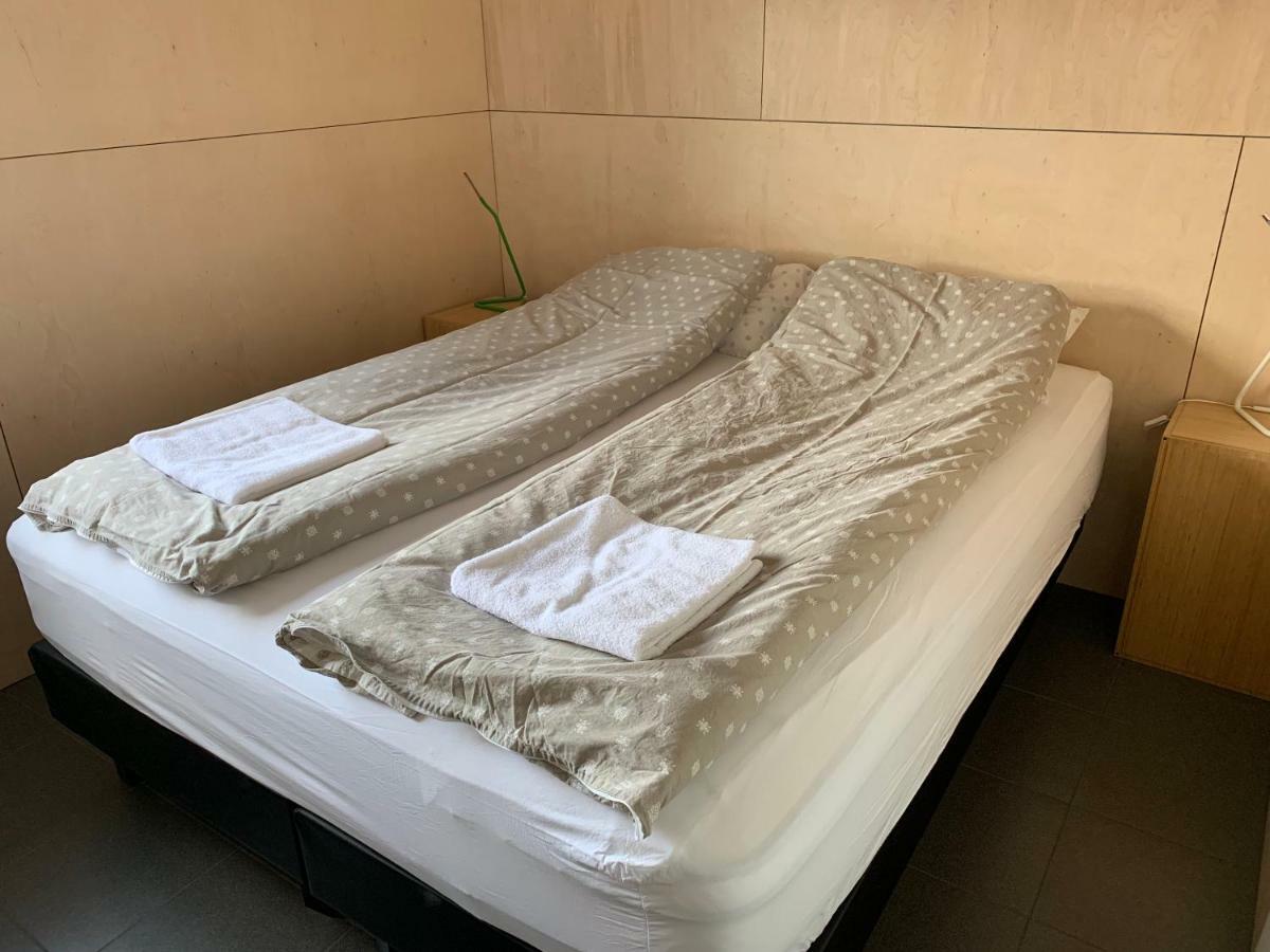 Apartment In The Country, Great View Apt. A 阿克雷里 外观 照片
